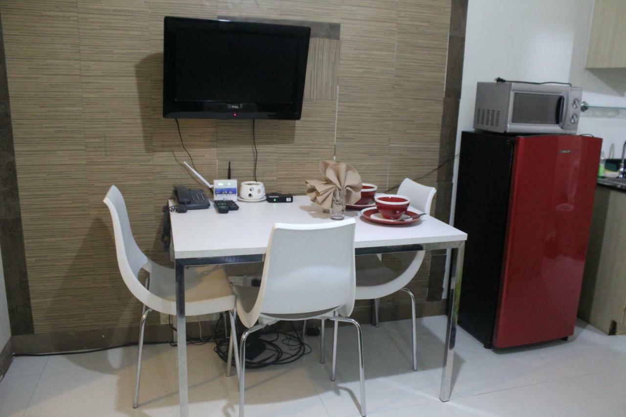 Chateau Elysee A3 Near Airport Wifi Kitchen Paranaque City 외부 사진