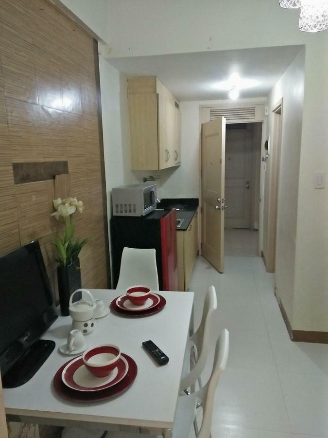 Chateau Elysee A3 Near Airport Wifi Kitchen Paranaque City 외부 사진