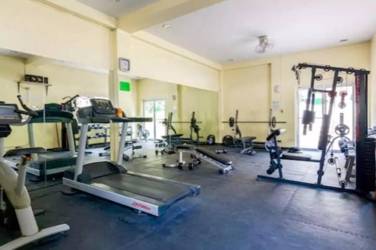 Chateau Elysee A3 Near Airport Wifi Kitchen Paranaque City 외부 사진